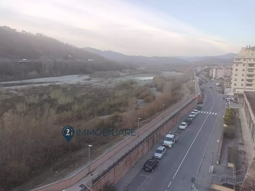 Immagine 9 di Appartamento in vendita  in Via Resistenza a Aulla