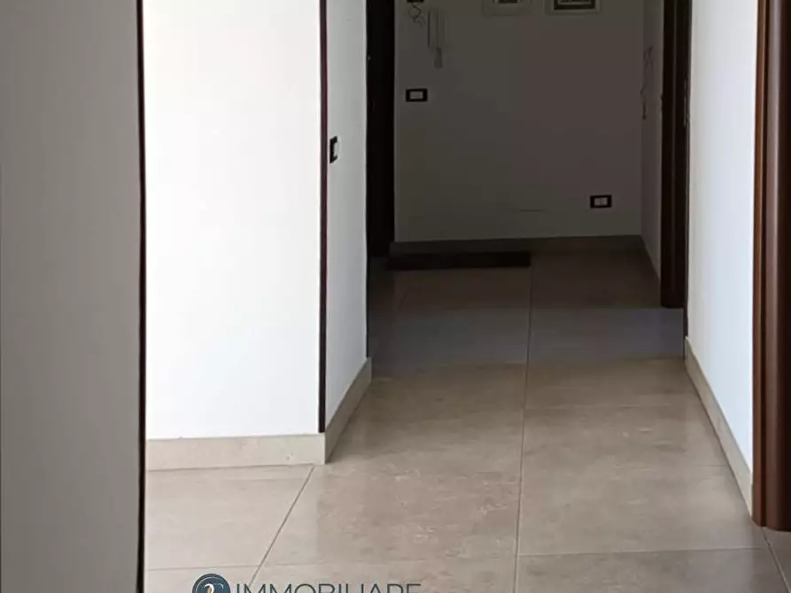 Immagine 4 di Appartamento in vendita  in Viale Italia a La Spezia