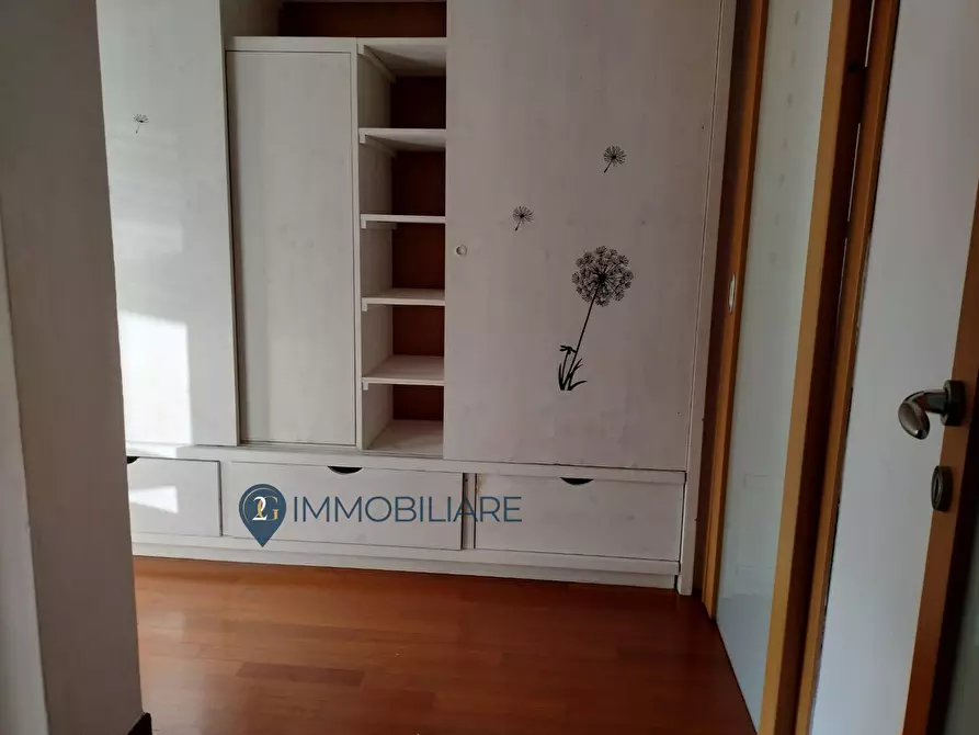 Immagine 9 di Appartamento in vendita  in Via De Nicola a Vezzano Ligure