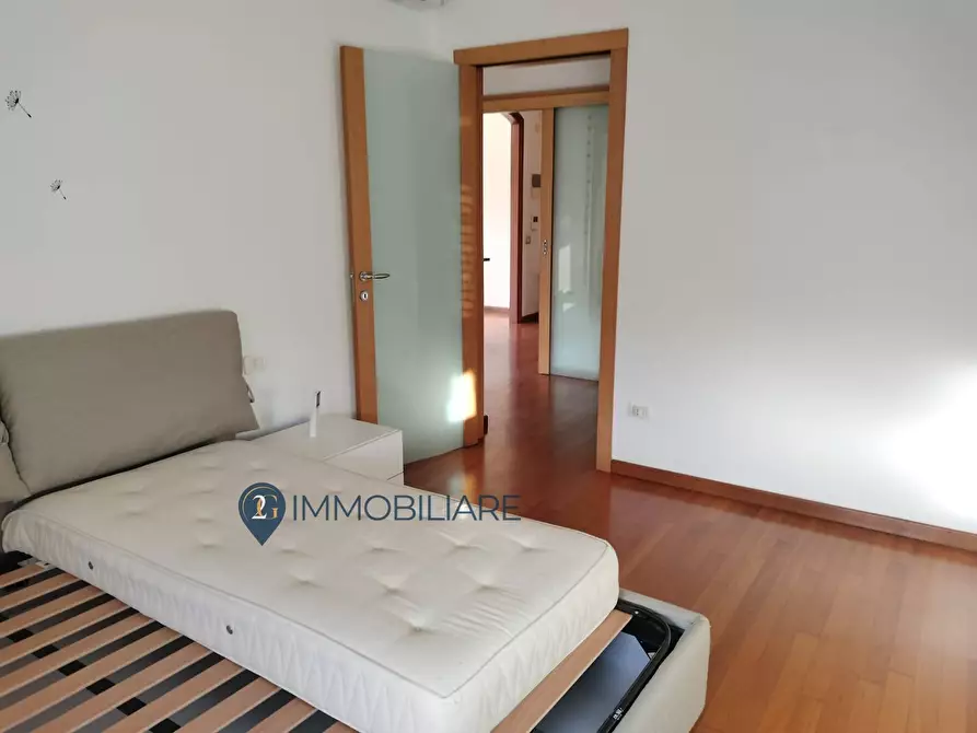 Immagine 10 di Appartamento in vendita  in Via De Nicola a Vezzano Ligure