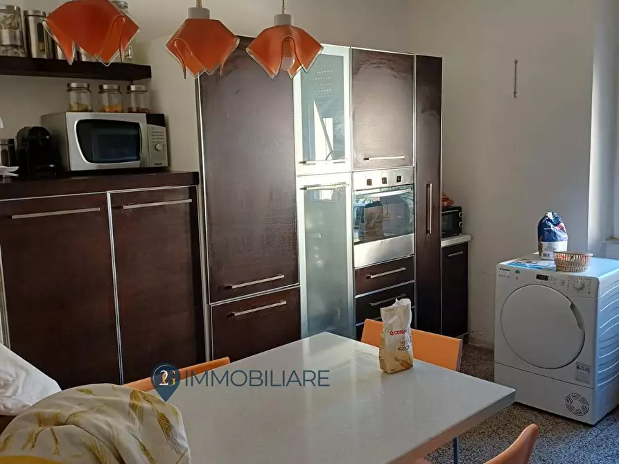 Immagine 4 di Appartamento in vendita  in Piazza della Stazione a Aulla