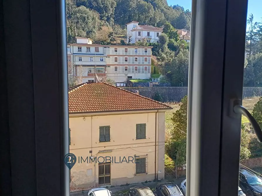 Immagine 13 di Appartamento in vendita  in Piazza della Stazione a Aulla