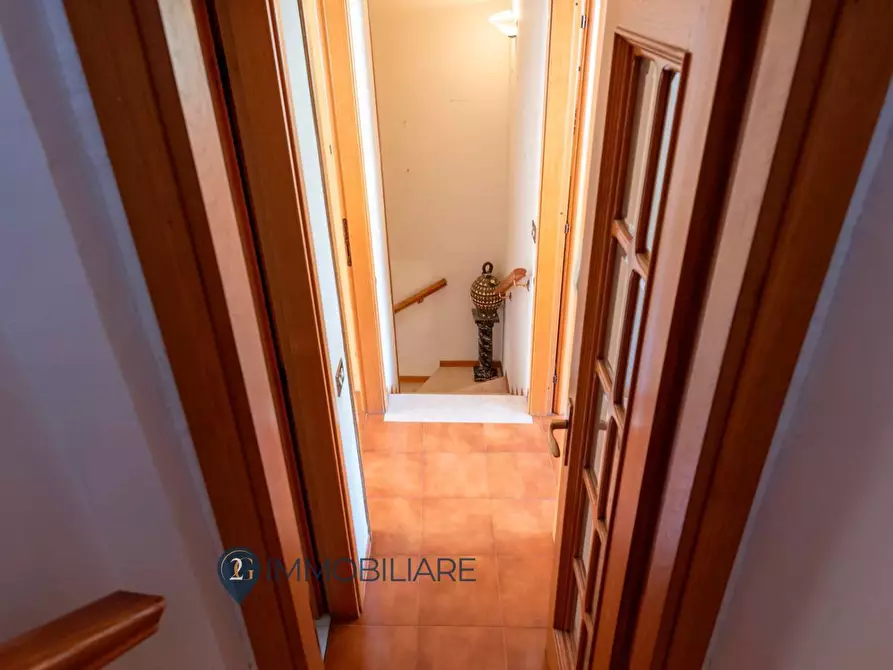 Immagine 28 di Villetta a schiera in vendita  in Via Bologna a Ortonovo