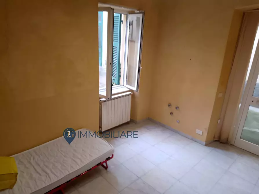 Immagine 28 di Appartamento in vendita  in Via Genova a La Spezia