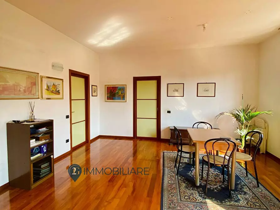 Immagine 1 di Appartamento in vendita  in Via Del Canaletto a La Spezia