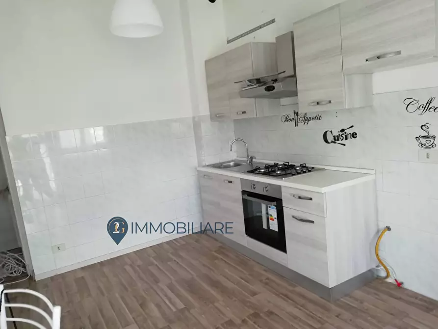 Immagine 5 di Appartamento in vendita  in Via Gramsci a Follo