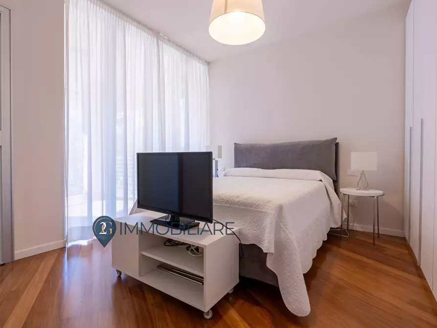 Immagine 11 di Appartamento in vendita  a La Spezia