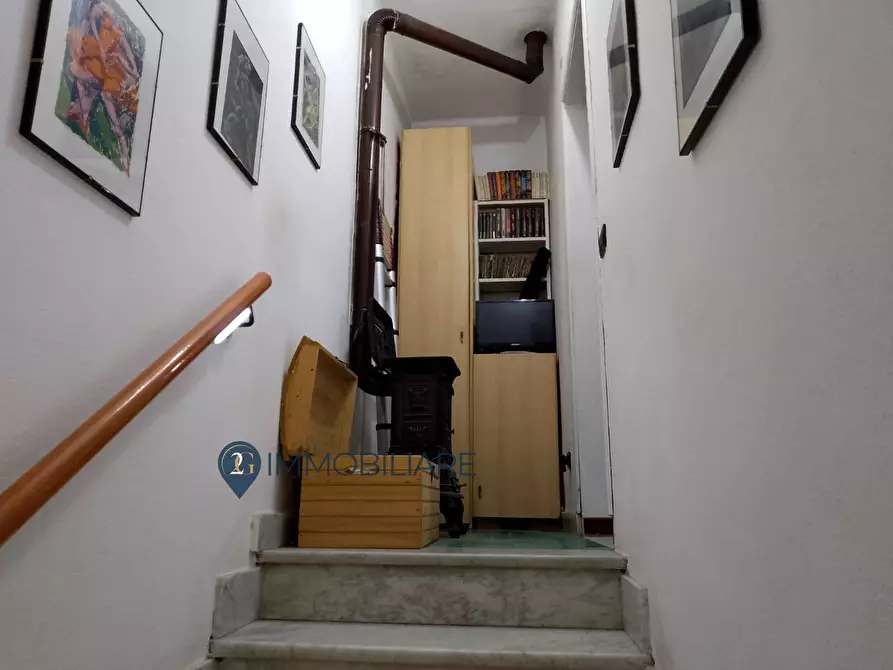 Immagine 23 di Casa semindipendente in vendita  in Via Figliola a Ortonovo