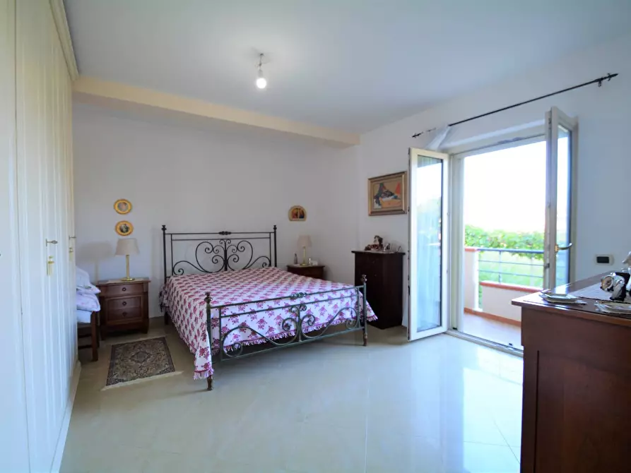 Immagine 19 di Casa bifamiliare in vendita  in Via Francesco Lenge a Montescaglioso