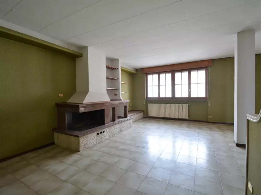 Immagine 4 di Appartamento in vendita  in Via Meridionale a Grassano