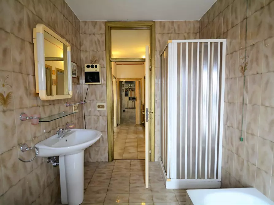 Immagine 15 di Appartamento in vendita  in Via Meridionale a Grassano