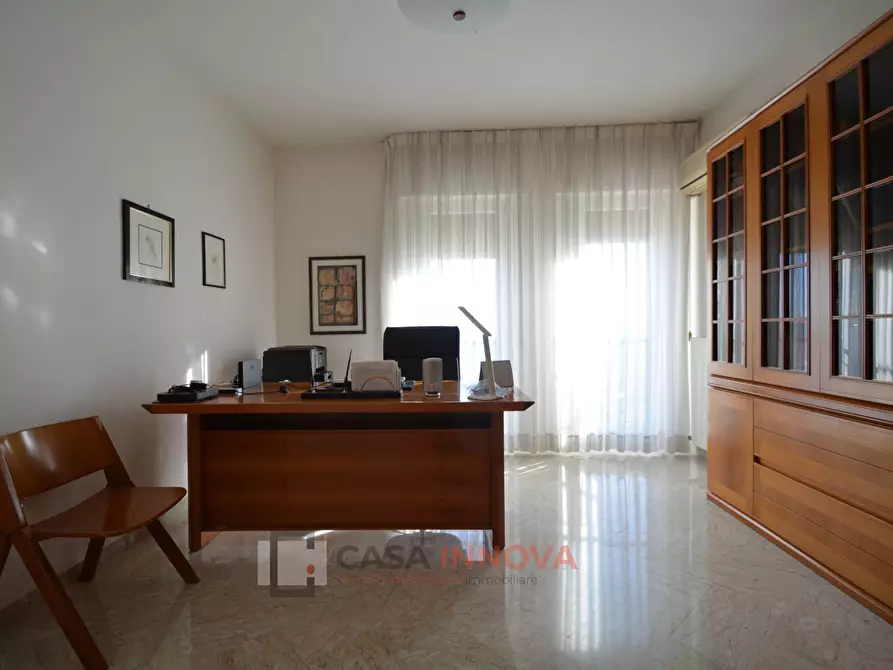 Immagine 18 di Appartamento in vendita  in Via Dei Messapi a Matera