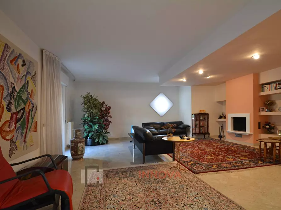 Immagine 3 di Appartamento in vendita  in Via Dei Messapi a Matera