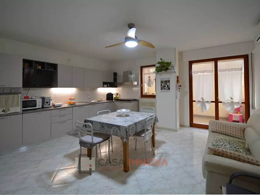 Immagine 1 di Appartamento in vendita  in Via Taranto a Matera