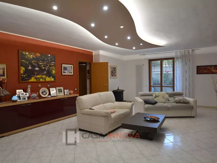 Immagine 11 di Appartamento in vendita  in Via Taranto a Matera