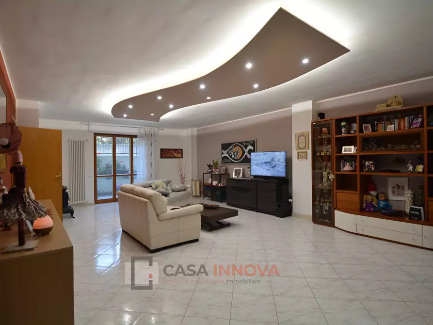 Immagine 5 di Appartamento in vendita  in Via Taranto a Matera