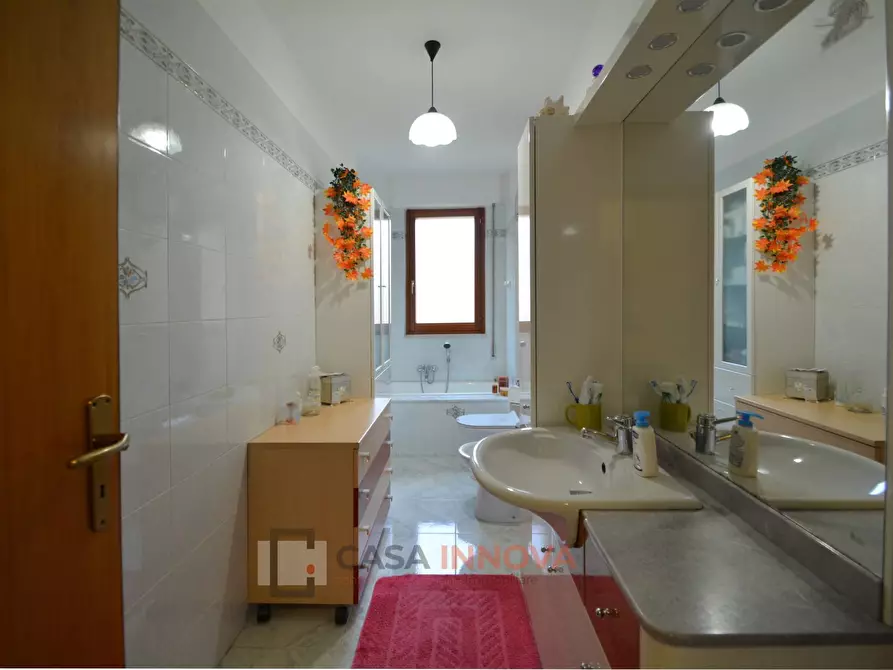 Immagine 18 di Appartamento in vendita  in Via Taranto a Matera