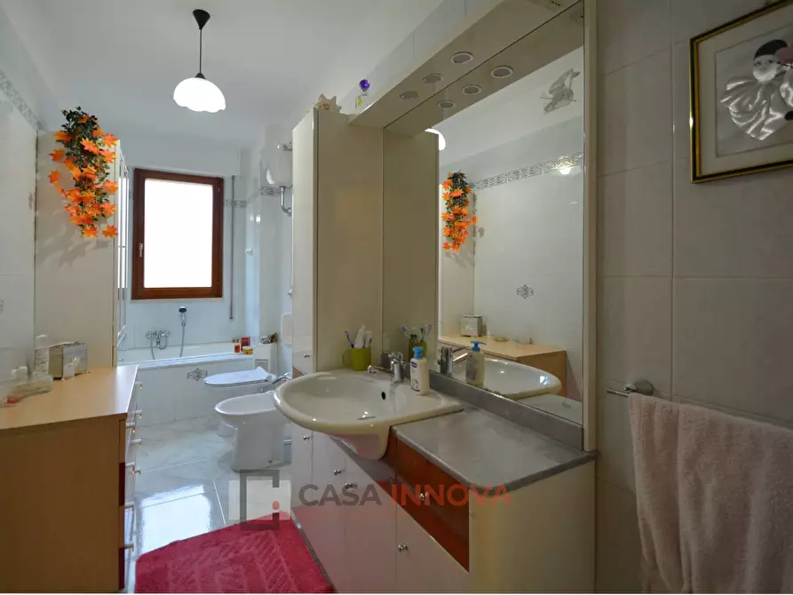 Immagine 17 di Appartamento in vendita  in Via Taranto a Matera