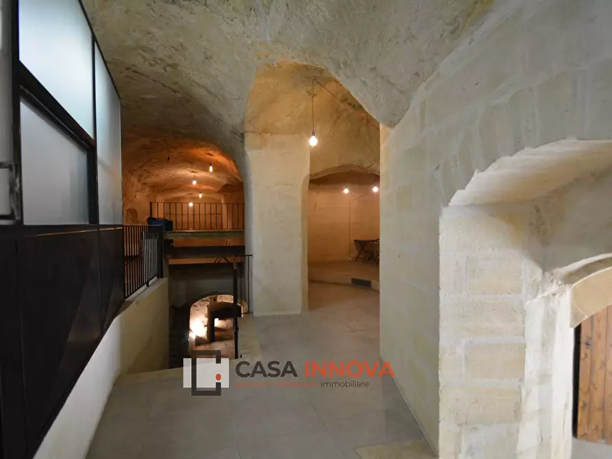 Immagine 20 di Locale commerciale in affitto  in Via Pennino a Matera