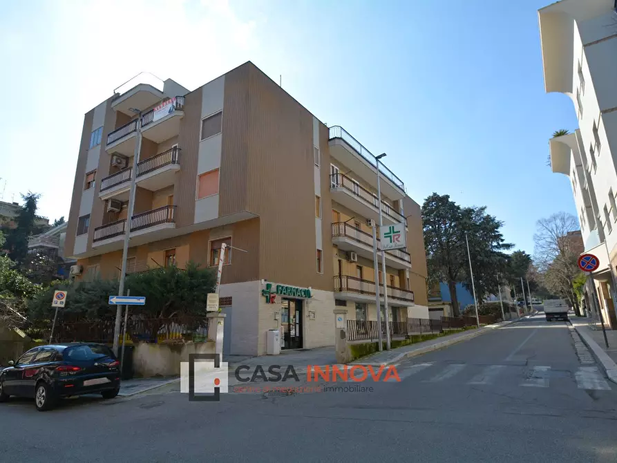 Immagine 2 di Appartamento in vendita  in Via Pasquale Vena a Matera