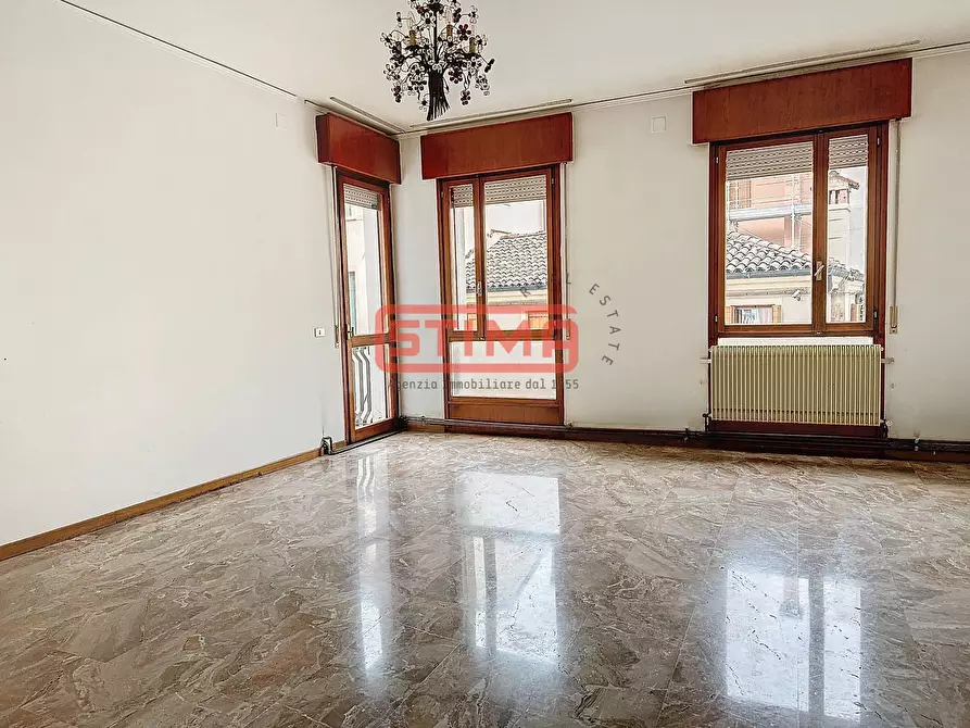 Immagine 10 di Appartamento in vendita  a Treviso