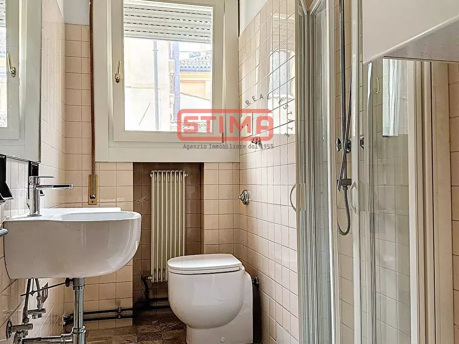 Immagine 15 di Appartamento in vendita  a Treviso