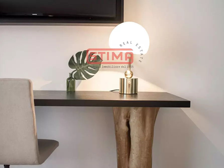 Immagine 9 di Appartamento in vendita  a Treviso