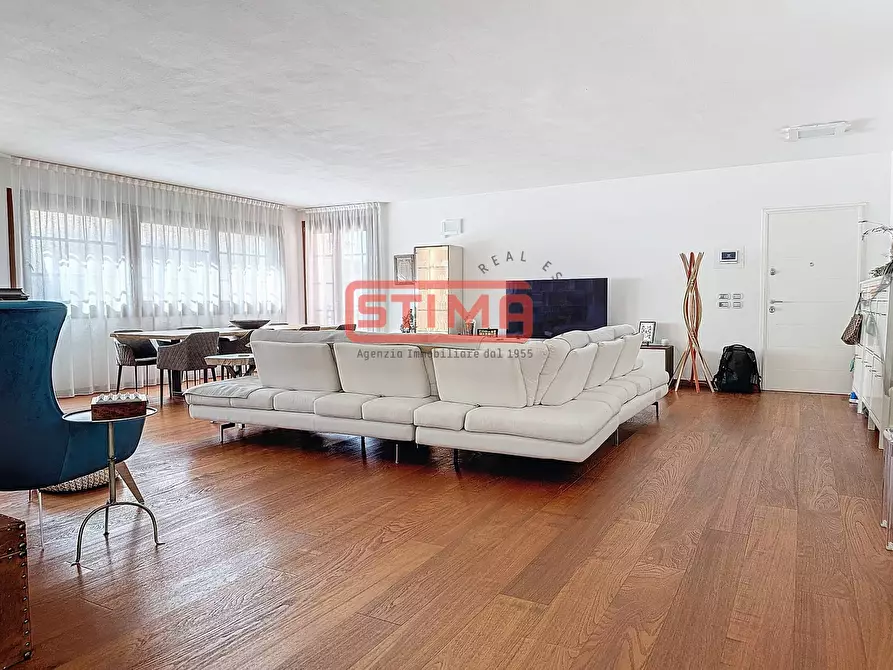 Immagine 14 di Appartamento in affitto  a Treviso