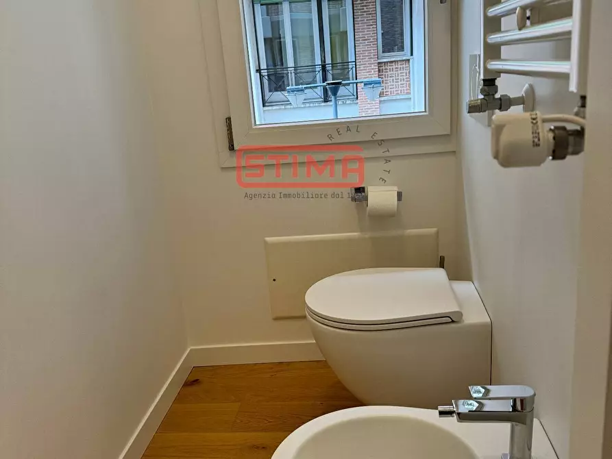 Immagine 14 di Appartamento in vendita  a Treviso