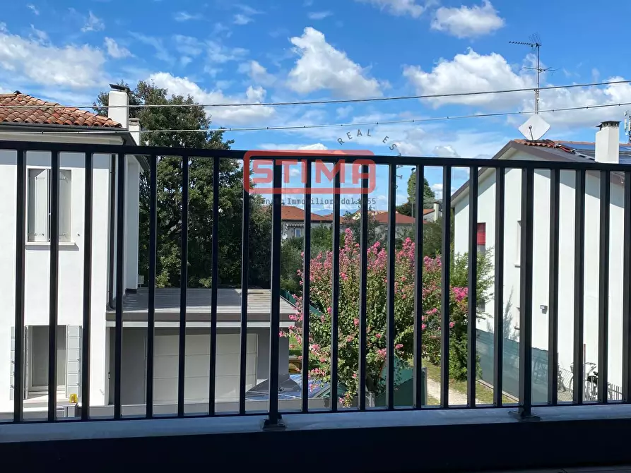 Immagine 3 di Appartamento in vendita  a Treviso