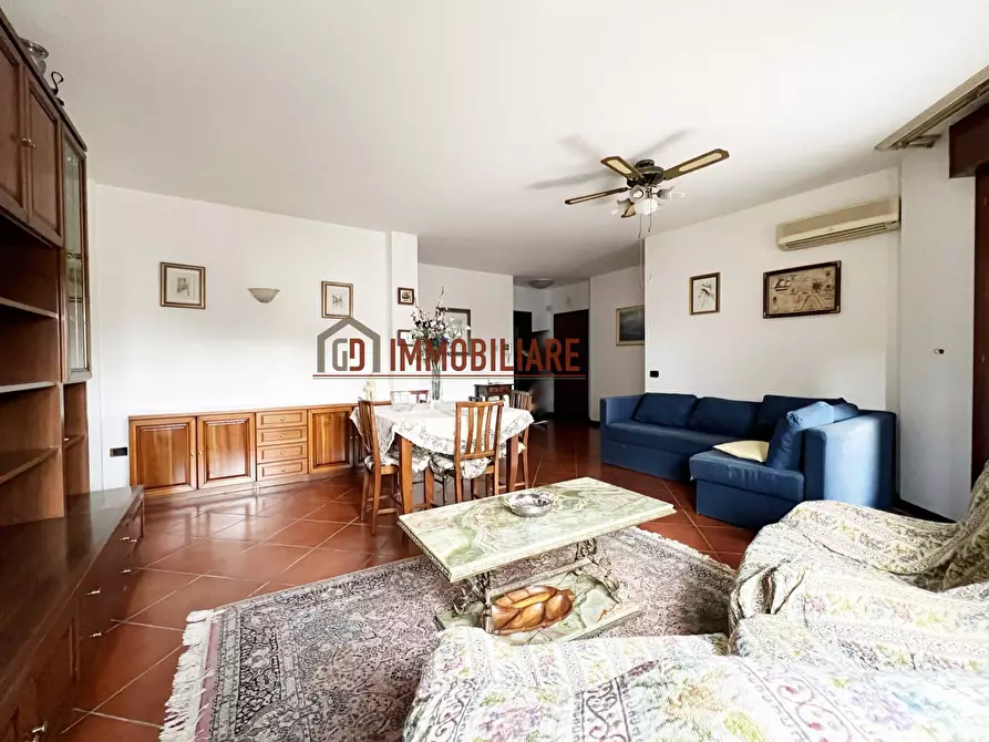 Immagine 2 di Appartamento in vendita  in Viale IV NOVEMBRE a Treviso