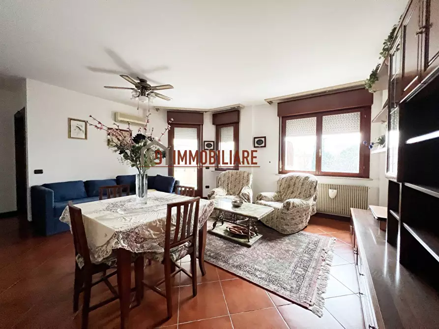 Immagine 1 di Appartamento in vendita  in Viale IV NOVEMBRE a Treviso