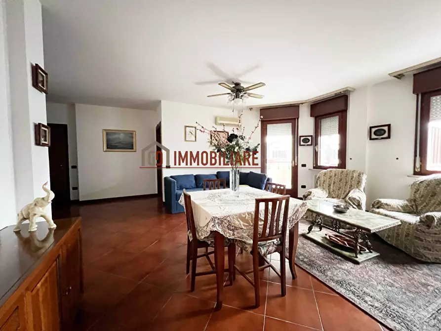 Immagine 4 di Appartamento in vendita  in Viale IV NOVEMBRE a Treviso