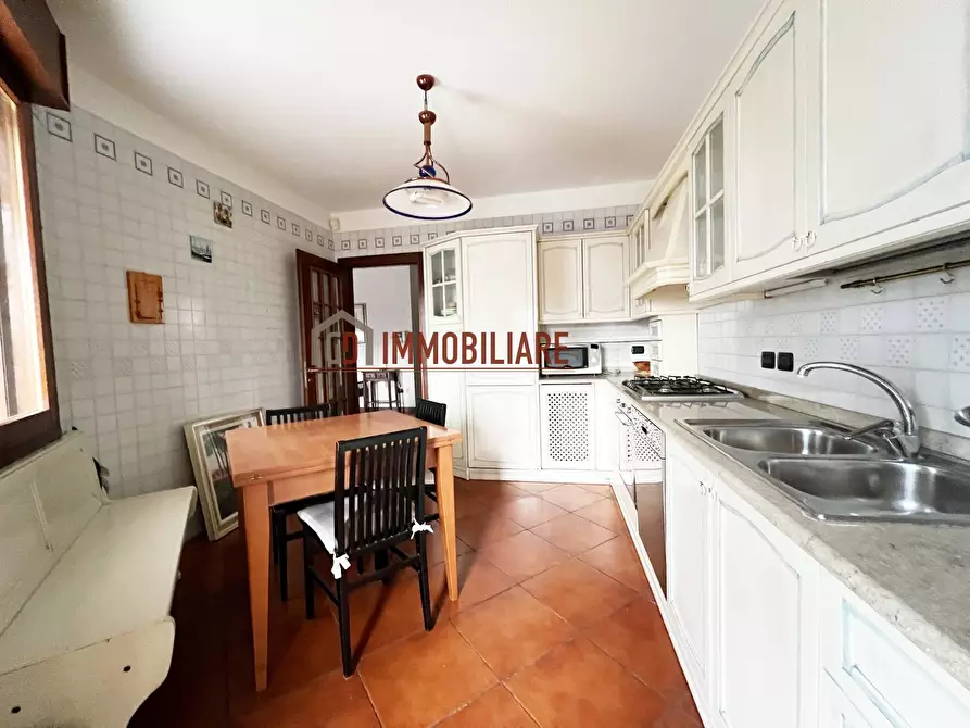 Immagine 8 di Appartamento in vendita  in Viale IV NOVEMBRE a Treviso