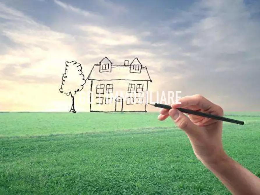Immagine 2 di Terreno residenziale in vendita  a Paese