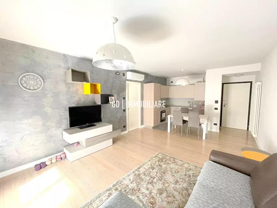 Immagine 1 di Appartamento in vendita  in Via Cavour a Montebelluna