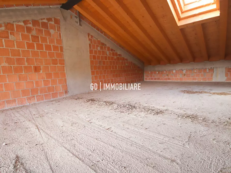 Immagine 17 di Villetta a schiera in vendita  in Via Marcon a Montebelluna