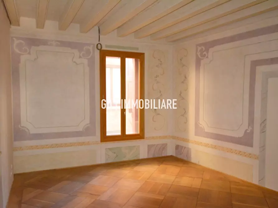 Immagine 2 di Appartamento in vendita  in VIA FORESTUZZO a Asolo