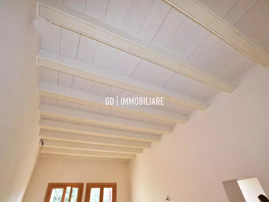 Immagine 8 di Appartamento in vendita  in VIA FORESTUZZO a Asolo