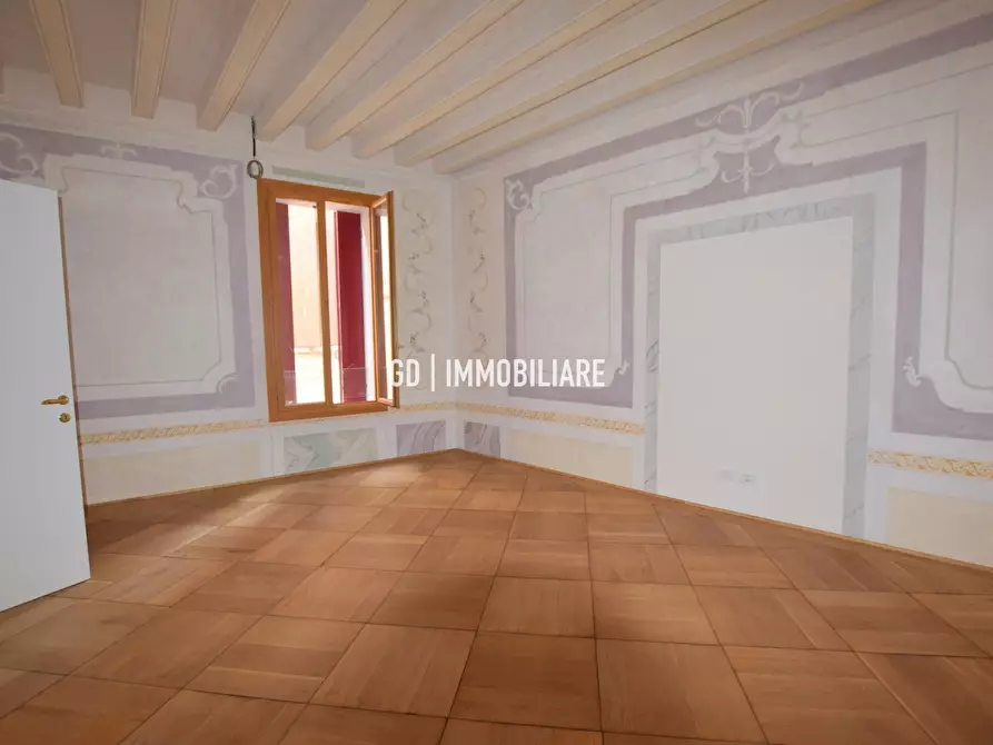 Immagine 9 di Appartamento in vendita  in VIA FORESTUZZO a Asolo