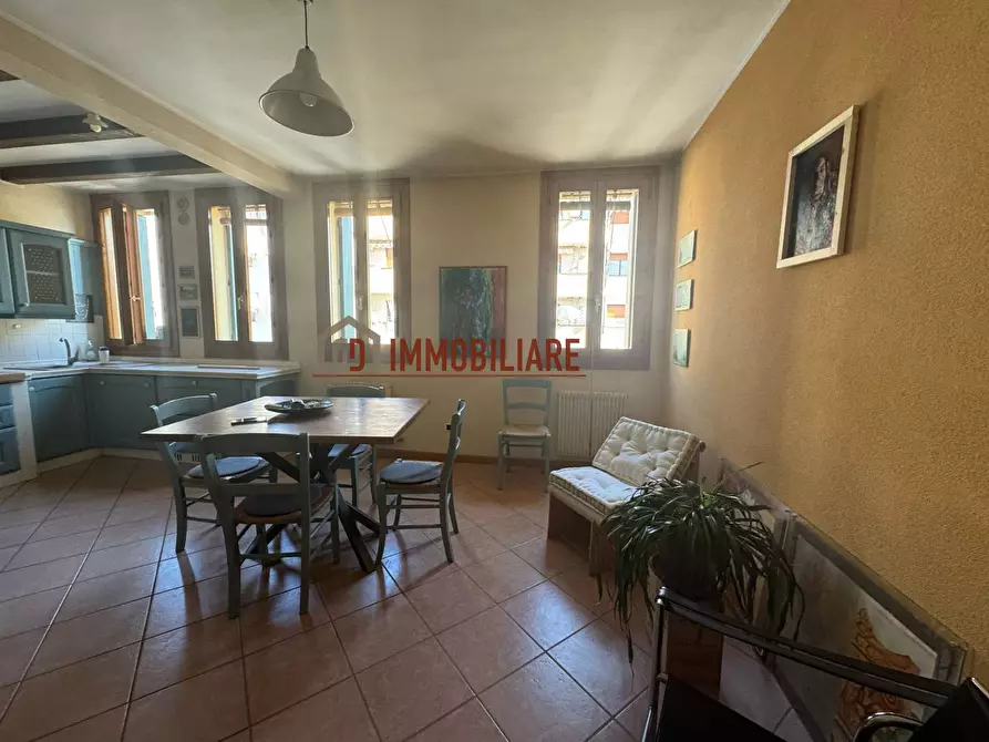 Immagine 3 di Appartamento in vendita  in Via Battistella a Nervesa Della Battaglia