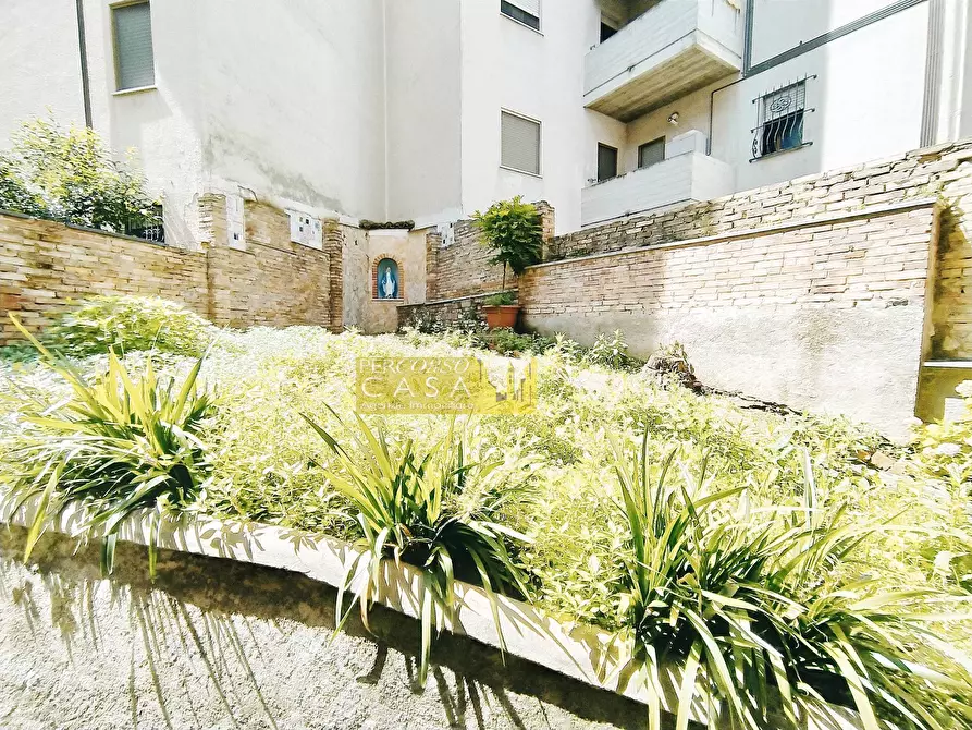 Immagine 3 di Appartamento in vendita  in Via Giovanni De Benedictis a Teramo