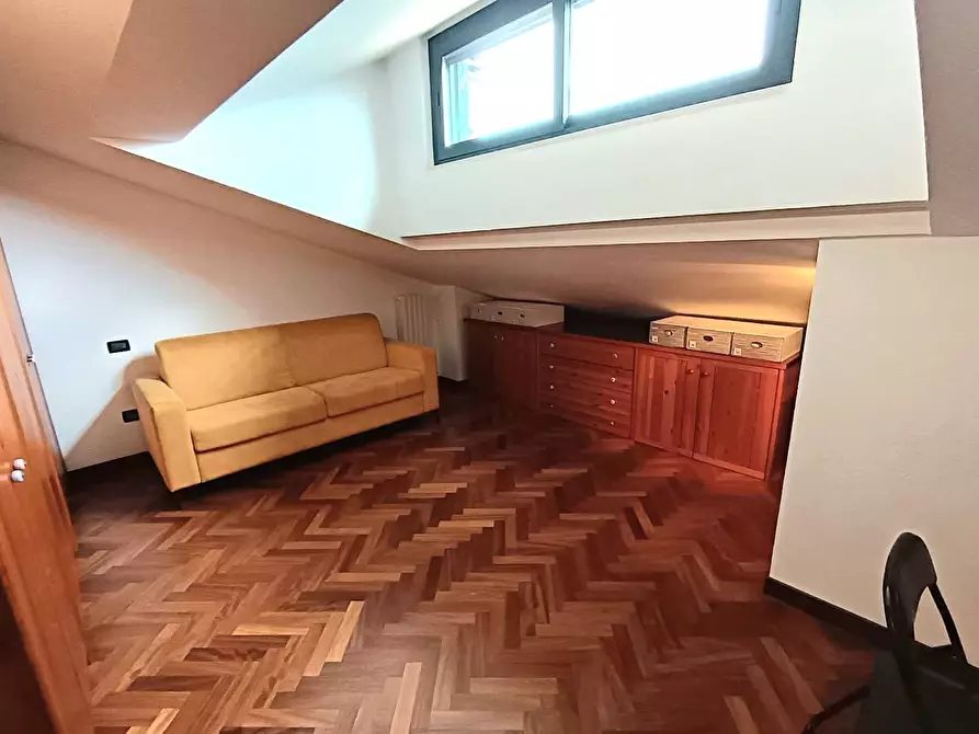 Immagine 9 di Multiproprietà in vendita  in Strada Statale 81 a Teramo