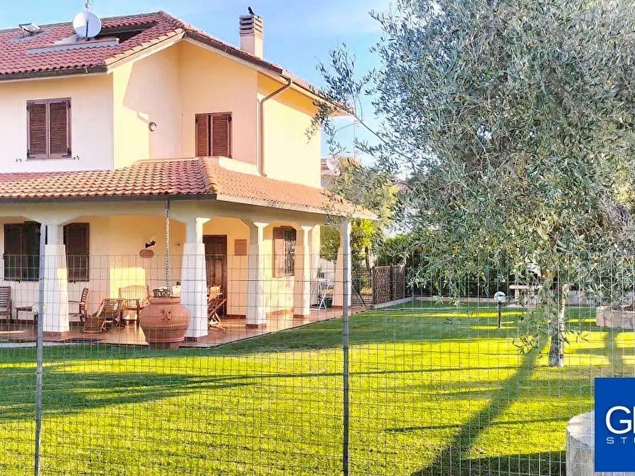 Immagine 25 di Villa in vendita  in Via Circonvallazione a Grosseto