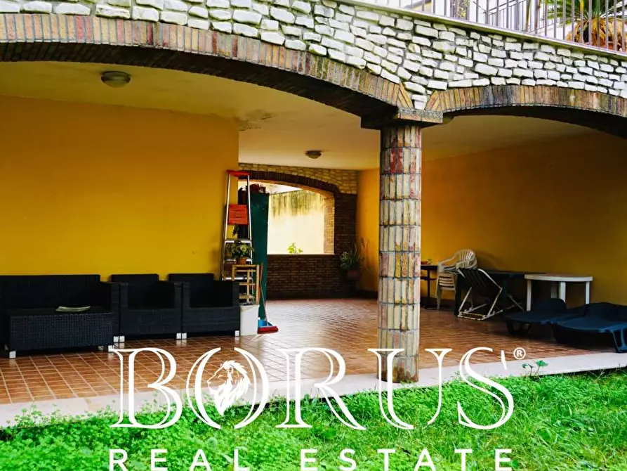 Immagine 27 di Villa in vendita  in Via Salzano II Trav a Teverola