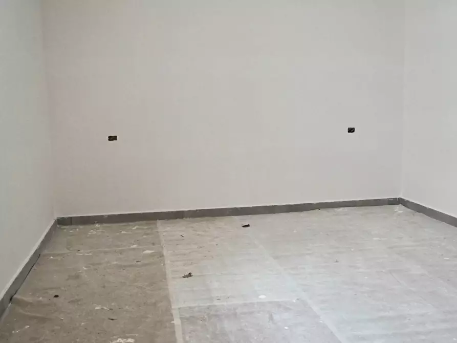 Immagine 6 di Villa in vendita  in Via del Gelso a Lusciano