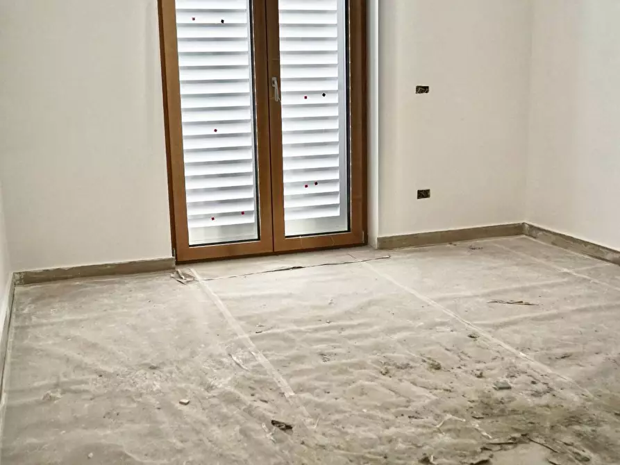 Immagine 17 di Villa in vendita  in Via del Gelso a Lusciano