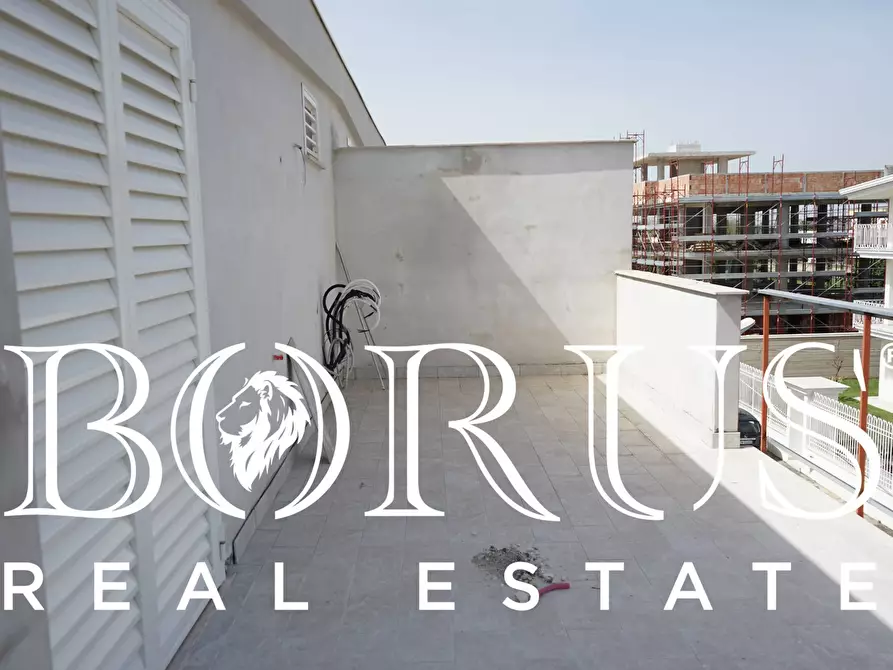 Immagine 22 di Villa in vendita  in Via del Gelso a Lusciano