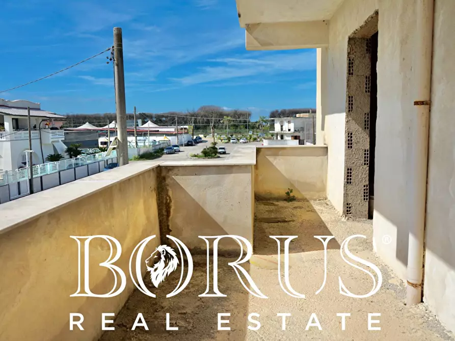 Immagine 16 di Casa indipendente in vendita  a Castel Volturno