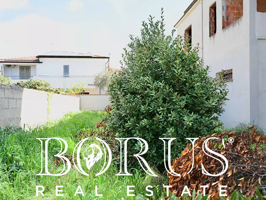 Immagine 18 di Casa indipendente in vendita  a Castel Volturno